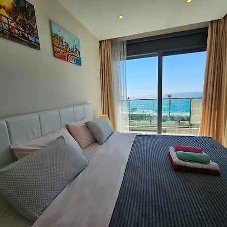 Tower Luxury 5 этаж Διαμέρισμα *