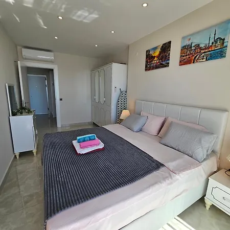 Tower Luxury 5 этаж Διαμέρισμα *